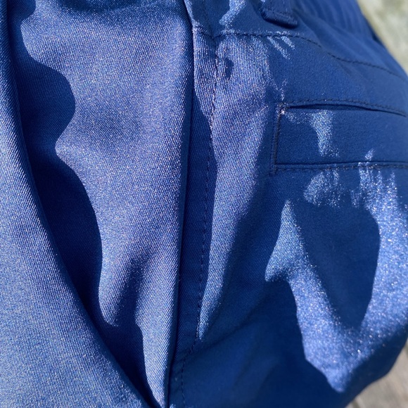 Under Armour dress shorts 10 - Picture 5 of 5